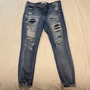 BKE Parker Distressed High rise Skinny Jeans in Blue